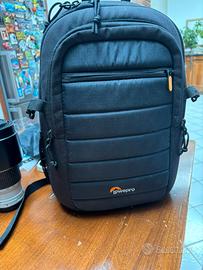 Zaino lowepro per attrezzatura fotografica