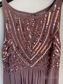 Abito lungo elegante color cipria