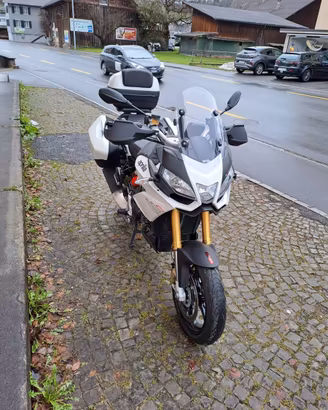 Aprilia caponord 1200