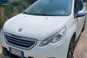 PEUGEOT 2008 PureTech 110 S&S Allure