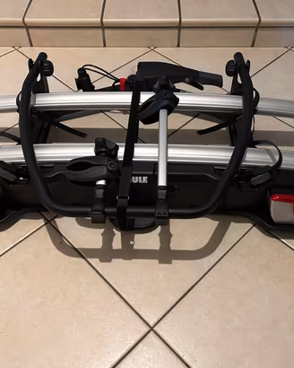 Portabici Thule per gancio traino