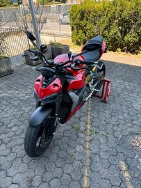 Ducati Streetfighter V2 2023