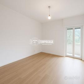 3 LOCALI RISTRUTTURATO CON TERRAZZO E BOX