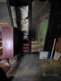 Armadio antico da restaurare