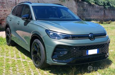 Volkswagen Tiguan 1.5 etsi R- LINE 150 cv DSG