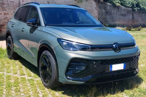 Volkswagen Tiguan 1.5 etsi R- LINE 150 cv DSG