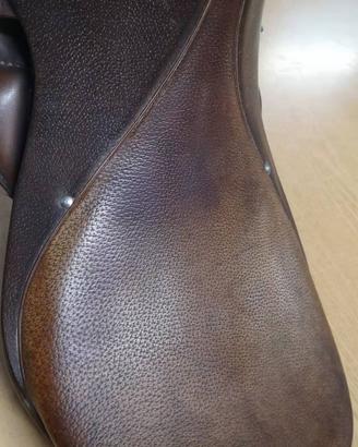 Sella in cuoio monta all' Inglese colore marrone