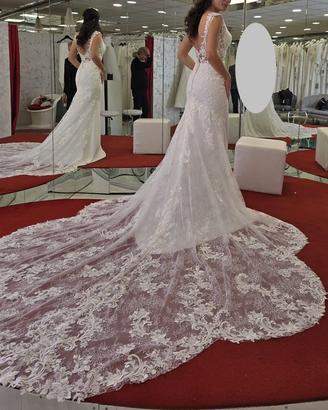 Abito da sposa e velo