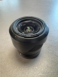 Obiettivo Sony 28mm F2