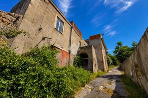 CASA SEMINDIPENDENTE A SANTA LUCIA DEL MELA