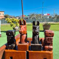 Scacchiera intagliata legno massello