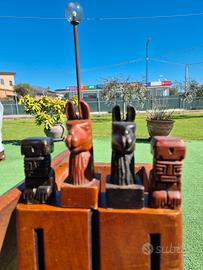 Scacchiera intagliata legno massello