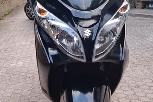 Moto suzuki