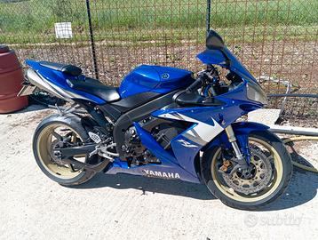 Yamaha R1 del 2005