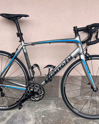 Bianchi Intenso Shimano 105
