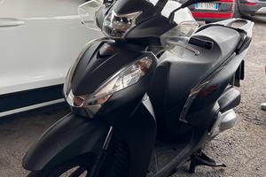 Honda SH 300 i BATTERIA NUOVA UNICO PROPRIETARIO T