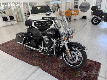 Harley Davidson Road King Classic 107