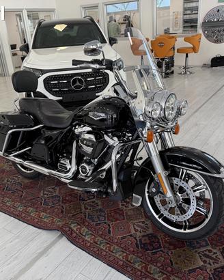 Harley Davidson Road King Classic 107