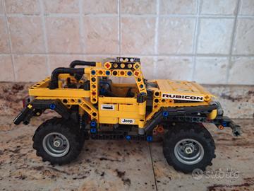 LEGO Technic Jeep Wrangler 4x4