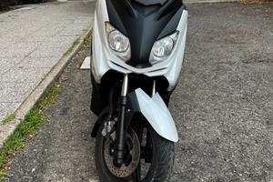 Yamaha Xmax 125 - 7000km