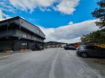 Locale Commerciale Magazzino Ludoteca fino a 600m²