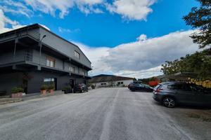 Locale Commerciale Magazzino Ludoteca fino a 600m²