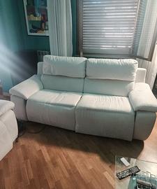 Divani in microfibra 3 e 2 posti con mov. relax