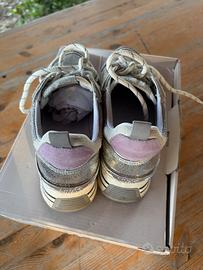 Scarpe taglia 36