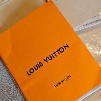 Borsa Canoé, realizzata in tela Monogram