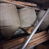 damigiane/botti per vino, vintage. ritiro a novara