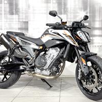 KTM Duke 790 L