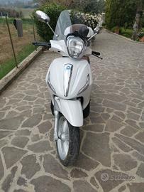 Piaggio Beverly 300