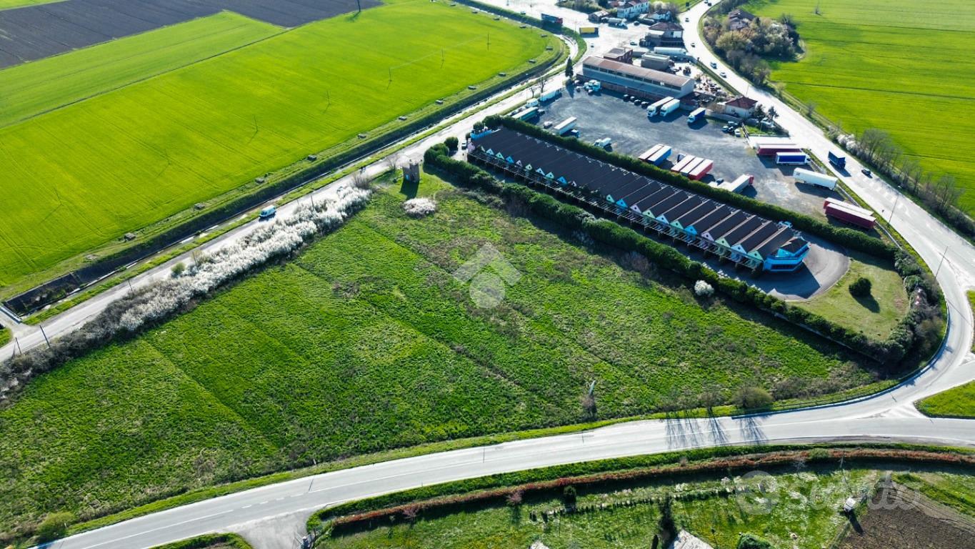 TERRENO A PIACENZA - Vista 5