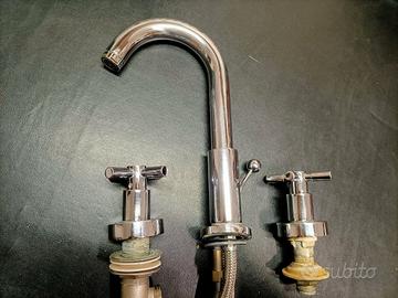 Rubinetteria bagno 