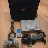 Sony PlayStation 1 con accessori originali + borsa