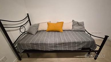 Letto singolo con materasso