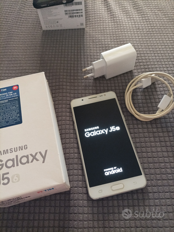Galaxy Samsung J5 2016 usato  Matera
