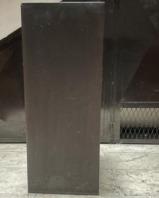 1 porta vaso a colonna danneggiato