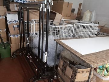 Carrelli , Tavoli e stendini