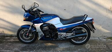 Kawasaki GPZ 900 - 1984