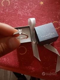 Anello donna con scatola originale 