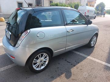 Lancia ypsilon 1.3 multijet 