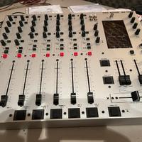 Mixer Behringer DX 1000