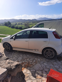 Grande Punto 1.3 90cv diesel a Olbia