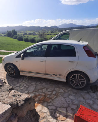 Grande Punto 1.3 90cv diesel a Olbia