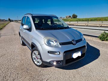 Fiat Panda 0.9 TwinAir Turbo Natural Power Trekkin