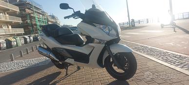 SCOOTER HONDA SWT  400