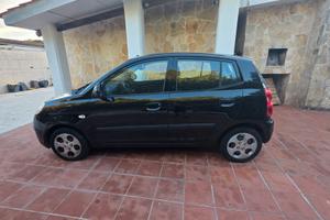 kia picasso 