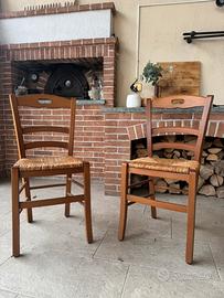 Coppia di sedie impagliate