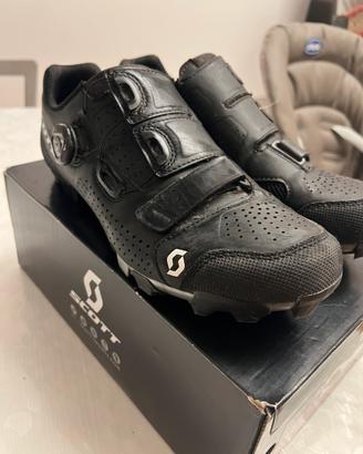Scarpe Mtb scott e casco mtb Abus